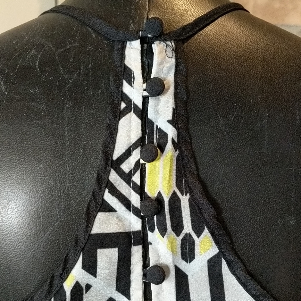 Tribal Print- Mind Code Razor Back Tank Top - Picture 3 of 4